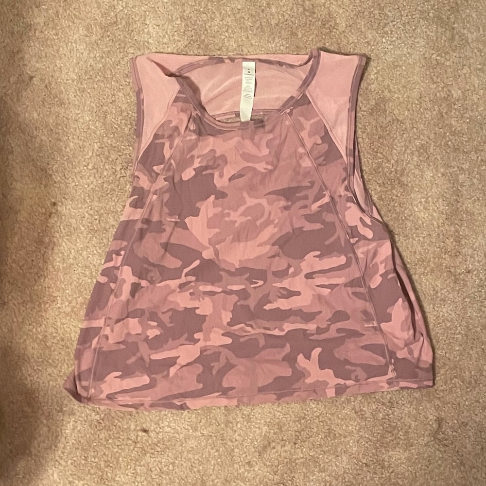 Lululemon crop top